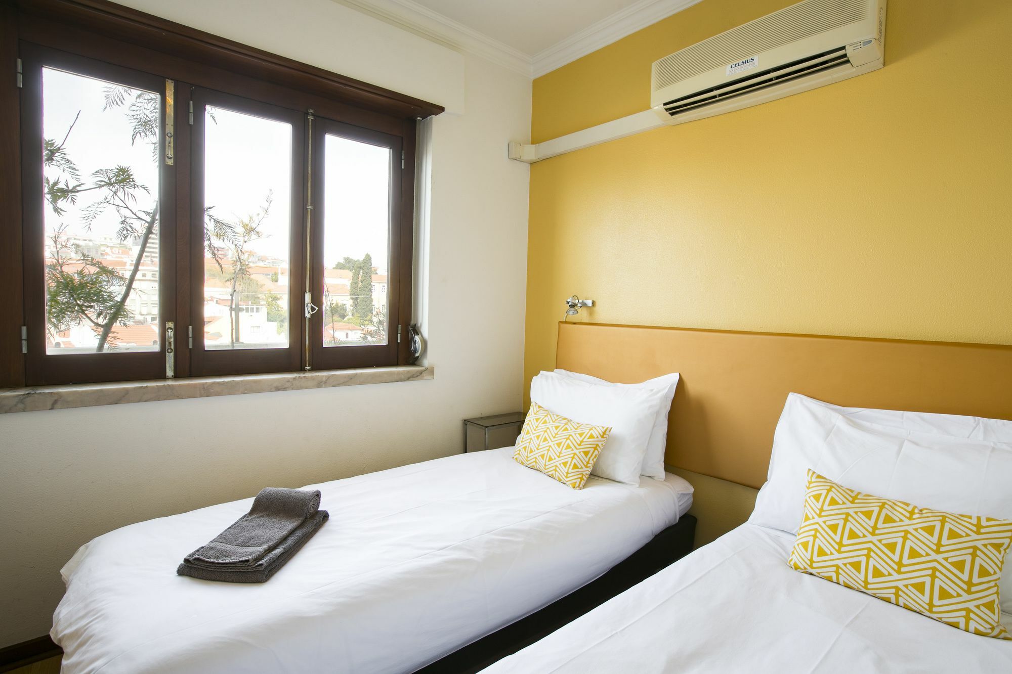 Lv Premier Apartments Anjos- Ar1 リスボン エクステリア 写真